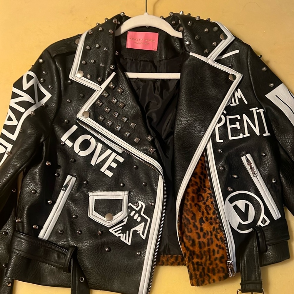 Black new condition